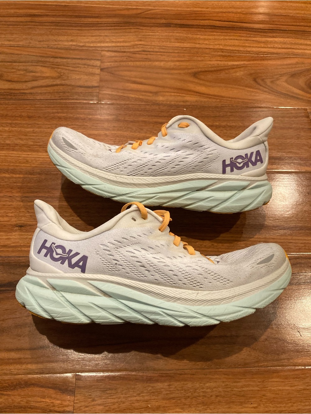 Hoka One One Clifton 8 Womens Size 9B White Athletic Running Shoes Sneakers